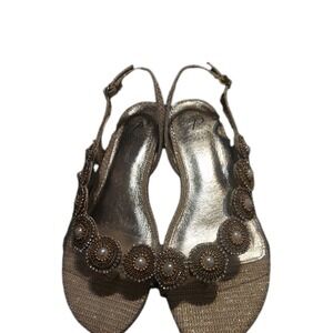 Adrianna Papell Daisy Jeweled Cross Strap Sandals Gold Thong Strappy Sz 6M Y2K